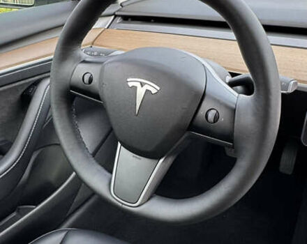 Білий Тесла Модель 3, об'ємом двигуна 0 л та пробігом 35 тис. км за 17600 $, фото 16 на Automoto.ua