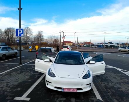 Білий Тесла Модель 3, об'ємом двигуна 0 л та пробігом 170 тис. км за 16500 $, фото 3 на Automoto.ua
