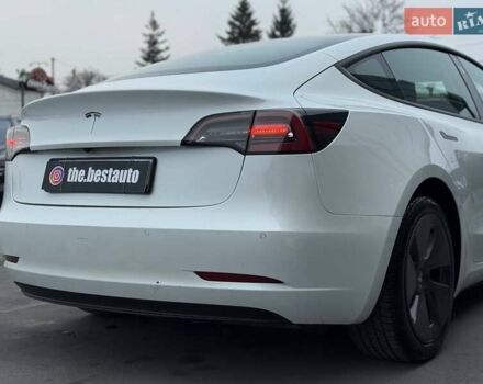 Білий Тесла Модель 3, об'ємом двигуна 0 л та пробігом 185 тис. км за 13900 $, фото 12 на Automoto.ua