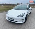 Білий Тесла Модель 3, об'ємом двигуна 0 л та пробігом 61 тис. км за 16700 $, фото 5 на Automoto.ua