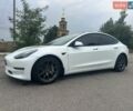Белый Тесла Модель 3, объемом двигателя 0 л и пробегом 98 тыс. км за 18750 $, фото 10 на Automoto.ua