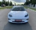 Белый Тесла Модель 3, объемом двигателя 0 л и пробегом 110 тыс. км за 19999 $, фото 1 на Automoto.ua