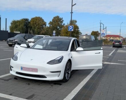 Тесла Модель 3 2021 в Луцке на Automoto.ua Белый Тесла Модель 3, объемом двигателя 0 л и пробегом 170 тыс. км за 17000 $, фото 14 на Automoto.ua