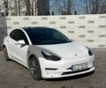 Белый Тесла Модель 3, объемом двигателя 0 л и пробегом 309 тыс. км за 12900 $, фото 1 на Automoto.ua