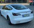 Белый Тесла Модель 3, объемом двигателя 0 л и пробегом 97 тыс. км за 17799 $, фото 7 на Automoto.ua