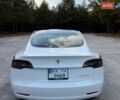 Белый Тесла Модель 3, объемом двигателя 0 л и пробегом 46 тыс. км за 20000 $, фото 4 на Automoto.ua