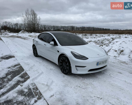 Белый Тесла Модель 3, объемом двигателя 0 л и пробегом 48 тыс. км за 22000 $, фото 8 на Automoto.ua