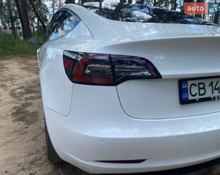 Белый Тесла Модель 3, объемом двигателя 0 л и пробегом 56 тыс. км за 18500 $, фото 6 на Automoto.ua