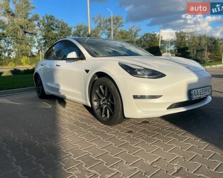 Белый Тесла Модель 3, объемом двигателя 0 л и пробегом 129 тыс. км за 17900 $, фото 6 на Automoto.ua