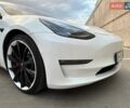 Белый Тесла Модель 3, объемом двигателя 0 л и пробегом 63 тыс. км за 18900 $, фото 15 на Automoto.ua