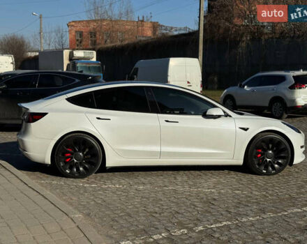 Белый Тесла Модель 3, объемом двигателя 0 л и пробегом 51 тыс. км за 24300 $, фото 5 на Automoto.ua