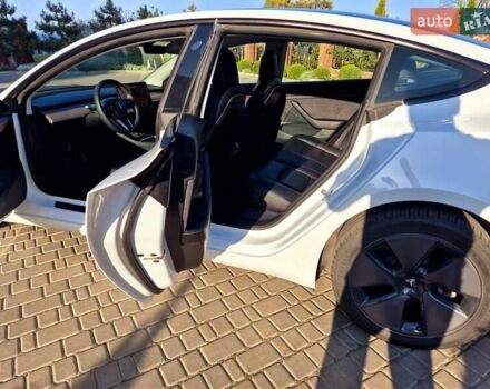 Белый Тесла Модель 3, объемом двигателя 0 л и пробегом 55 тыс. км за 21500 $, фото 18 на Automoto.ua