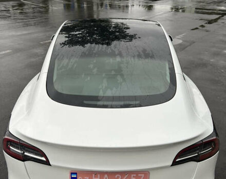 Белый Тесла Модель 3, объемом двигателя 0 л и пробегом 60 тыс. км за 15700 $, фото 13 на Automoto.ua