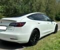 Білий Тесла Модель 3, об'ємом двигуна 0 л та пробігом 72 тис. км за 15300 $, фото 4 на Automoto.ua