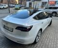 Белый Тесла Модель 3, объемом двигателя 0 л и пробегом 117 тыс. км за 18888 $, фото 7 на Automoto.ua