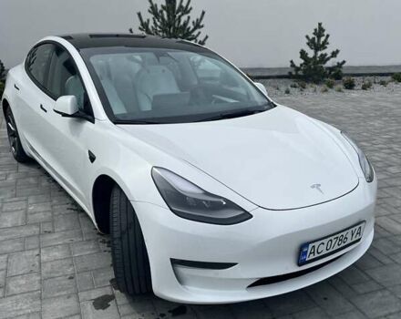 Білий Тесла Модель 3, об'ємом двигуна 0 л та пробігом 47 тис. км за 22100 $, фото 4 на Automoto.ua