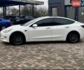 Білий Тесла Модель 3, об'ємом двигуна 0 л та пробігом 84 тис. км за 18900 $, фото 3 на Automoto.ua