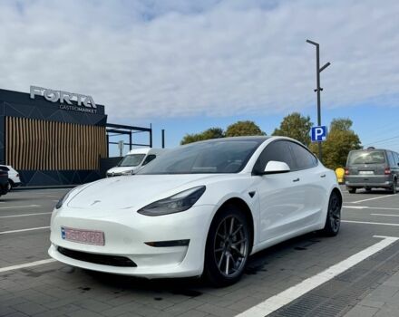 Тесла Модель 3 2021 в Луцке на Automoto.ua Белый Тесла Модель 3, объемом двигателя 0 л и пробегом 170 тыс. км за 18500 $, фото 7 на Automoto.ua