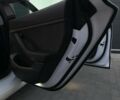 Білий Тесла Модель 3, об'ємом двигуна 0 л та пробігом 14 тис. км за 23900 $, фото 33 на Automoto.ua