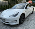 Білий Тесла Модель 3, об'ємом двигуна 0 л та пробігом 32 тис. км за 26900 $, фото 2 на Automoto.ua