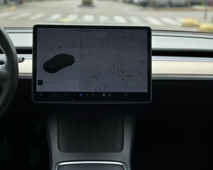 Белый Тесла Модель 3, объемом двигателя 0 л и пробегом 217 тыс. км за 15000 $, фото 19 на Automoto.ua