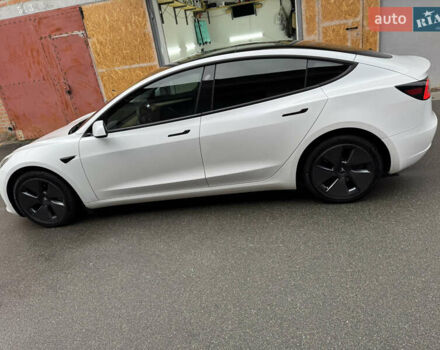 Белый Тесла Модель 3, объемом двигателя 0 л и пробегом 45 тыс. км за 29000 $, фото 11 на Automoto.ua