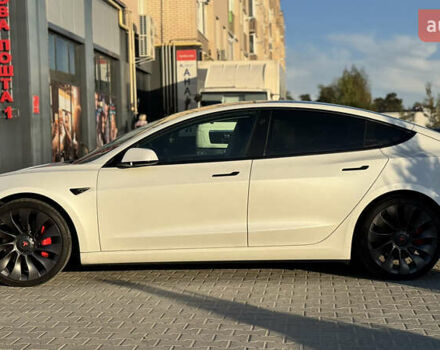 Белый Тесла Модель 3, объемом двигателя 0 л и пробегом 88 тыс. км за 22900 $, фото 8 на Automoto.ua