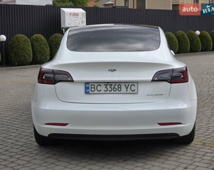 Білий Тесла Модель 3, об'ємом двигуна 0 л та пробігом 91 тис. км за 22999 $, фото 11 на Automoto.ua