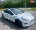 Белый Тесла Модель 3, объемом двигателя 0 л и пробегом 96 тыс. км за 17300 $, фото 9 на Automoto.ua
