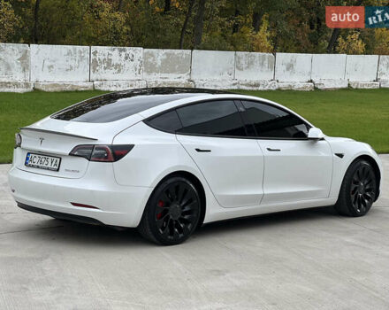 Белый Тесла Модель 3, объемом двигателя 0 л и пробегом 100 тыс. км за 22500 $, фото 5 на Automoto.ua