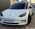 Білий Тесла Модель 3, об'ємом двигуна 0 л та пробігом 55 тис. км за 25500 $, фото 3 на Automoto.ua