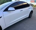 Білий Тесла Модель 3, об'ємом двигуна 0 л та пробігом 183 тис. км за 14750 $, фото 5 на Automoto.ua