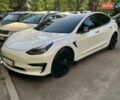 Білий Тесла Модель 3, об'ємом двигуна 0 л та пробігом 96 тис. км за 18500 $, фото 3 на Automoto.ua