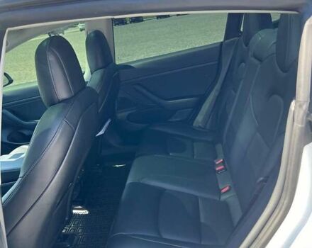 Тесла Модель 3 2021 в Харькове на Automoto.ua Белый Тесла Модель 3, объемом двигателя 0 л и пробегом 167 тыс. км за 18900 $, фото 9 на Automoto.ua