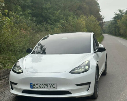 Тесла Модель 3 2021 у Львові на Automoto.ua Білий Тесла Модель 3, об'ємом двигуна 0 л та пробігом 109 тис. км за 25000 $, фото 16 на Automoto.ua