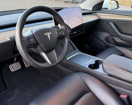 Белый Тесла Модель 3, объемом двигателя 0 л и пробегом 266 тыс. км за 13900 $, фото 12 на Automoto.ua