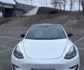 Белый Тесла Модель 3, объемом двигателя 0 л и пробегом 60 тыс. км за 18000 $, фото 2 на Automoto.ua