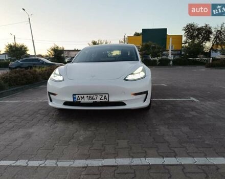 Белый Тесла Модель 3, объемом двигателя 0 л и пробегом 142 тыс. км за 17500 $, фото 5 на Automoto.ua