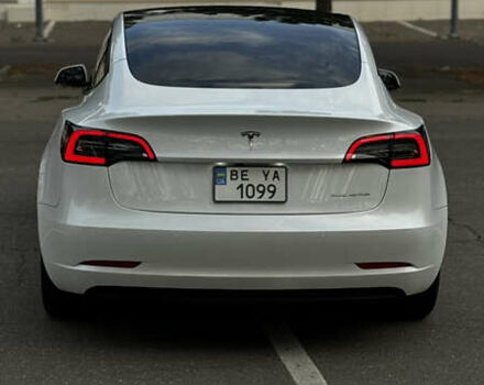 Белый Тесла Модель 3, объемом двигателя 0 л и пробегом 27 тыс. км за 24000 $, фото 8 на Automoto.ua