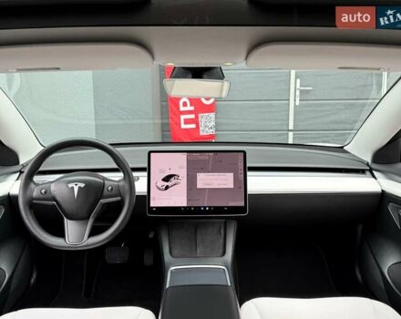 Белый Тесла Модель 3, объемом двигателя 0 л и пробегом 85 тыс. км за 19000 $, фото 16 на Automoto.ua