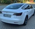 Белый Тесла Модель 3, объемом двигателя 0 л и пробегом 97 тыс. км за 17799 $, фото 9 на Automoto.ua