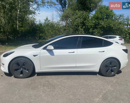 Белый Тесла Модель 3, объемом двигателя 0 л и пробегом 44 тыс. км за 19500 $, фото 10 на Automoto.ua