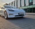Білий Тесла Модель 3, об'ємом двигуна 0 л та пробігом 74 тис. км за 17200 $, фото 1 на Automoto.ua