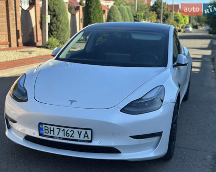 Белый Тесла Модель 3, объемом двигателя 0 л и пробегом 98 тыс. км за 18900 $, фото 5 на Automoto.ua