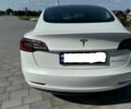 Білий Тесла Модель 3, об'ємом двигуна 0 л та пробігом 115 тис. км за 12200 $, фото 11 на Automoto.ua