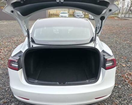 Білий Тесла Модель 3, об'ємом двигуна 0 л та пробігом 171 тис. км за 14200 $, фото 8 на Automoto.ua