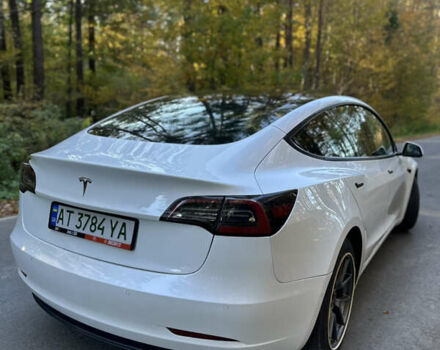 Белый Тесла Модель 3, объемом двигателя 0 л и пробегом 86 тыс. км за 21800 $, фото 3 на Automoto.ua