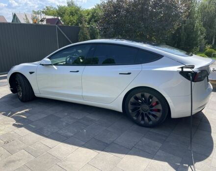 Тесла Модель 3 2021 в Вышгороде на Automoto.ua Белый Тесла Модель 3, объемом двигателя 0 л и пробегом 50 тыс. км за 23500 $, фото 1 на Automoto.ua