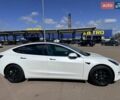 Белый Тесла Модель 3, объемом двигателя 0 л и пробегом 59 тыс. км за 21400 $, фото 3 на Automoto.ua