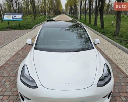 Белый Тесла Модель 3, объемом двигателя 0 л и пробегом 25 тыс. км за 29000 $, фото 13 на Automoto.ua